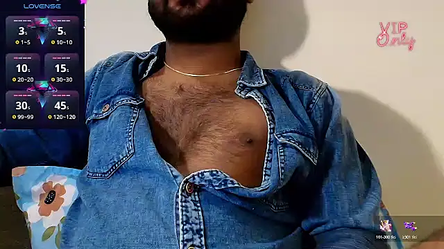 Silvershadde live XXX chat