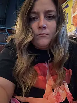 XXX chat uživo modela BigMama6969