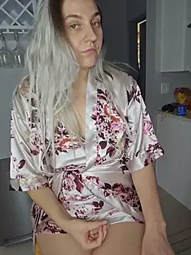 ScarletsWeb élő XXX-chatje