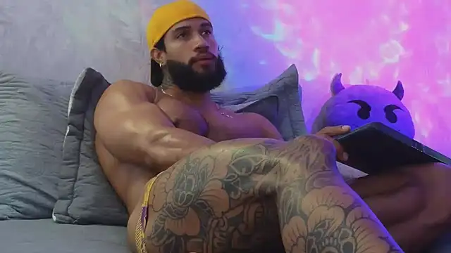 Osher_Cox Chat XXX in diretta