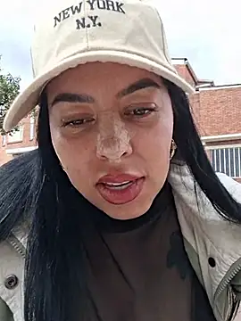 Czat XXX na żywo – Luianna