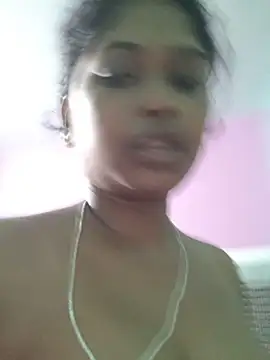 V_Hot_Shila's Live XXX Chat