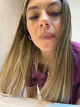 Alicee16