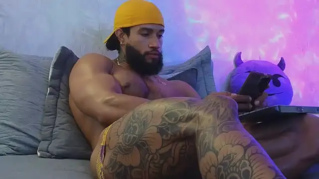 Osher_Cox Live XXX-chat
