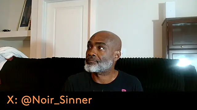 sinnernoir Adlı Modelin Canlı XXX Sohbeti
