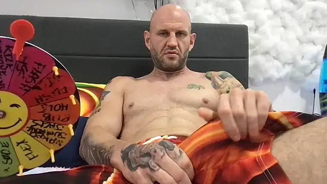 brianomally Live XXX Chat