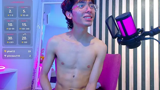 Chat +18 de Twink_Sebas7 ao vivo