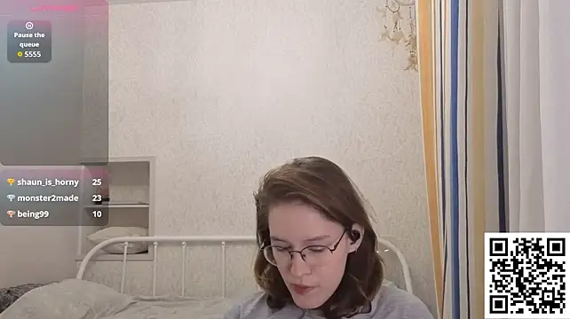 PliantMissus' Live XXX Chat