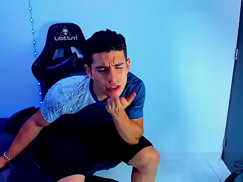 DarellTheseo Chat XXX live