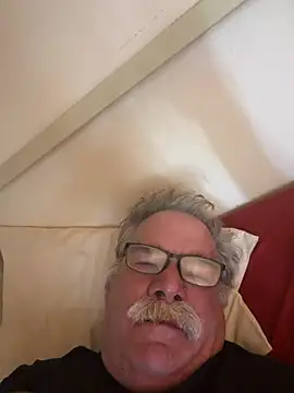 Chat XXX en directo de Caesar_Baxter