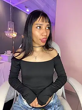 LaylaJames Live XXX Chat
