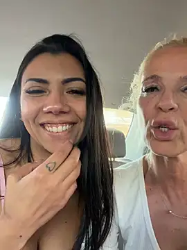 Czat XXX na żywo – Reyna63