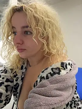CurlyDaisy Live XXX-Chat