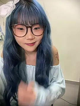 Rocket-Girl live XXX chat