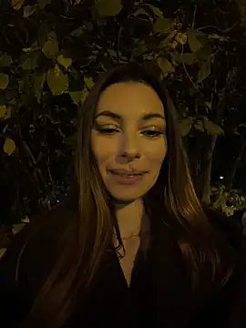 AmelieCrystal's Live XXX Chat