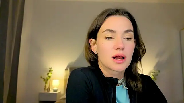 Онлайн чат XXX Miss_juliaa_