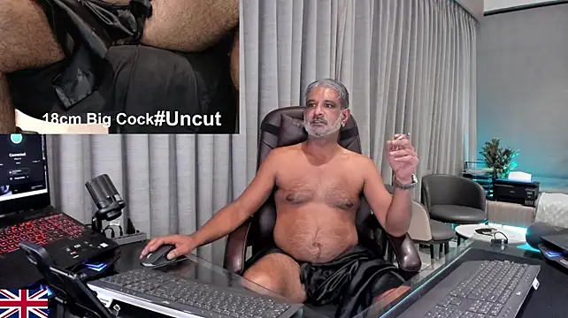 แชท XXX สดของ OnlineBossUK