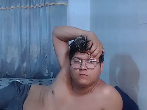 sharly14: онлайн-секс-чат