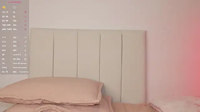 little_caro Chat XXX in diretta