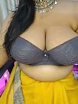 Curvy_Pooja Live XXX Chat