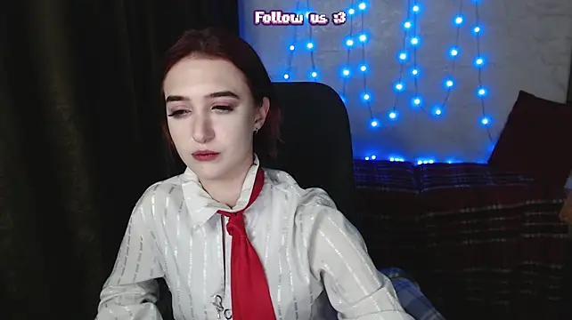 Chat +18 de MilanaThorn ao vivo