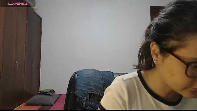 MadieeLorez live XXX chat