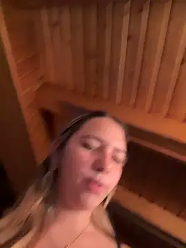 Naomi-Klein Adlı Modelin Canlı XXX Sohbeti
