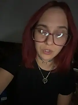 XXX chat uživo modela jebise23