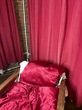 LovelyMiu Adlı Modelin Canlı XXX Sohbeti