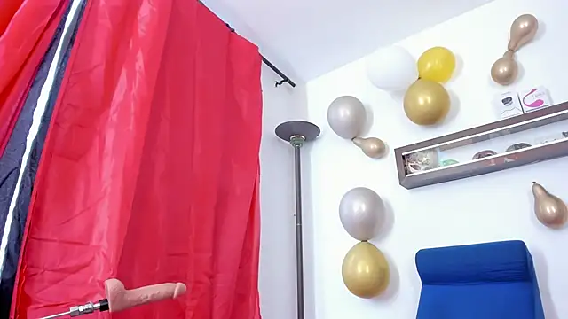 miaroberts69's Live XXX Chat