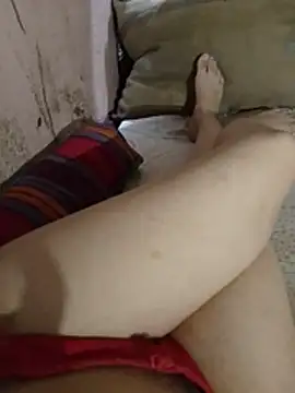 Almas-arabic Adlı Modelin Canlı XXX Sohbeti