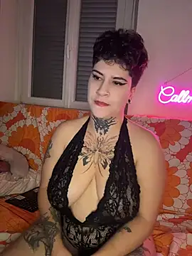 Онлайн чат XXX callmelouve