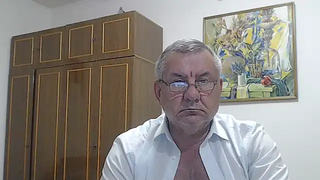 Онлайн чат XXX machomale3
