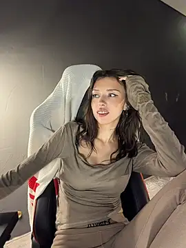 XXX chat uživo modela Bastet
