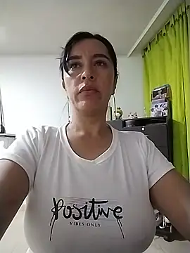hailey85 Chat XXX live