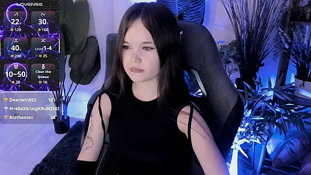 Chat +18 de Elainebeness ao vivo