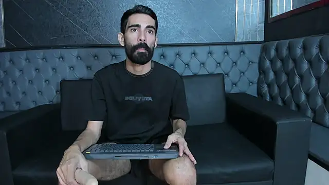 Chat XXX en directo de Andres_Bless
