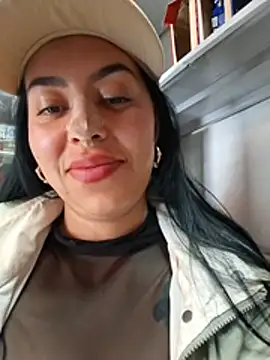 Luianna Chat XXX in diretta