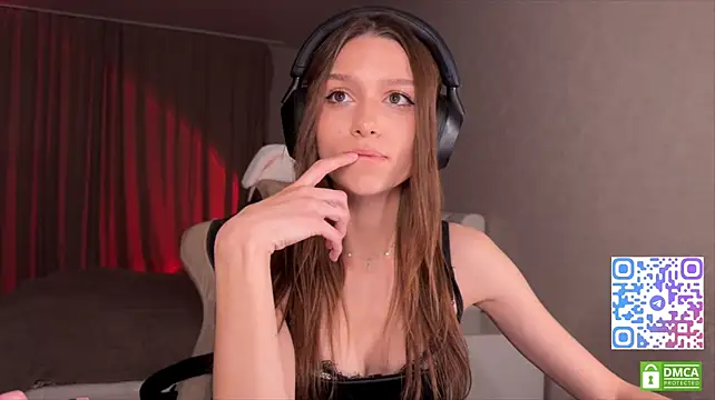 MilaMiuun Live XXX chat