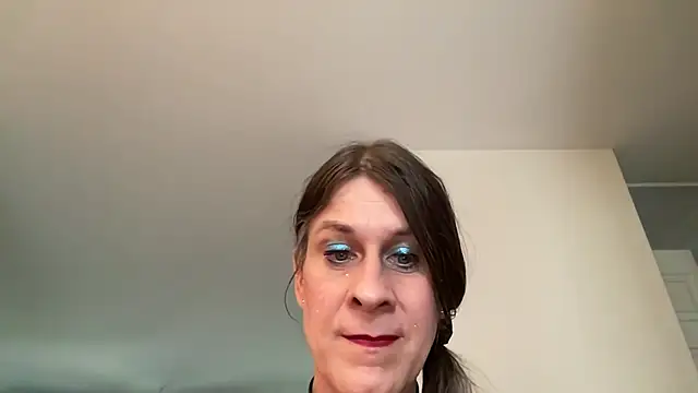 AliceBlazen Webbikameraesitys