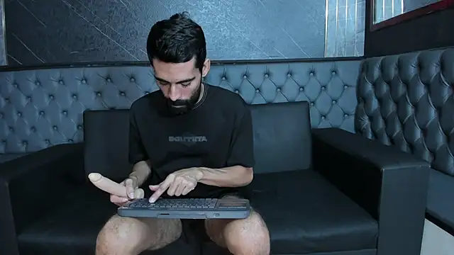Živý XXX chat Andres_Bless