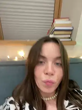 XXX chat uživo modela Kyivskyi_Tort