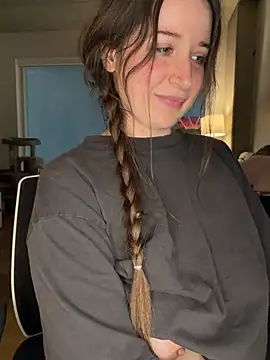 nerdynina's Live XXX Chat