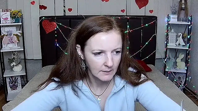 XXX chat uživo modela MeganPirs