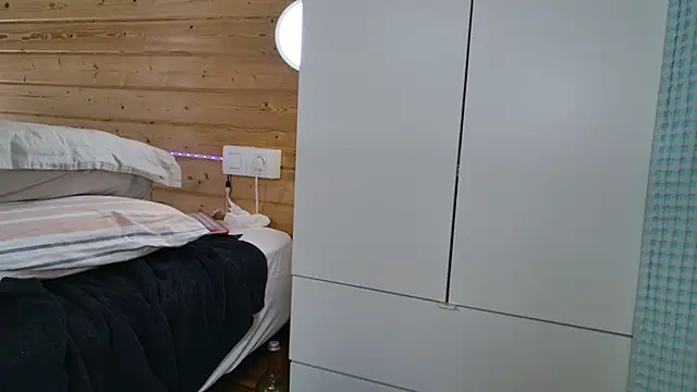 wild41 – webcam-show