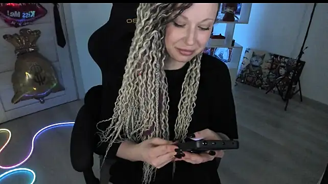 Chat XXX en directo de HoneySallyMoore