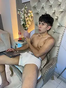 Онла йн чат XXX AndyJustgame_