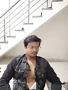 SensualStud's Live XXX Chat