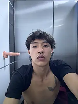 Chat XXX Live TonnyBottom