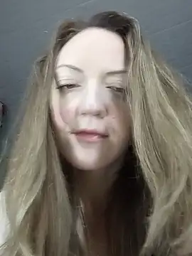 KattyLuuu Live XXX-chat